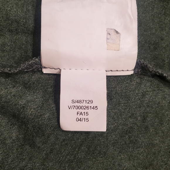 Green Bay Packers T-Shirt Womens Size Small NFL Team Apparel V-Neck Football Top - Picture 12 of 12